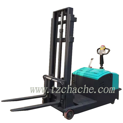 站架平衡重式叉車